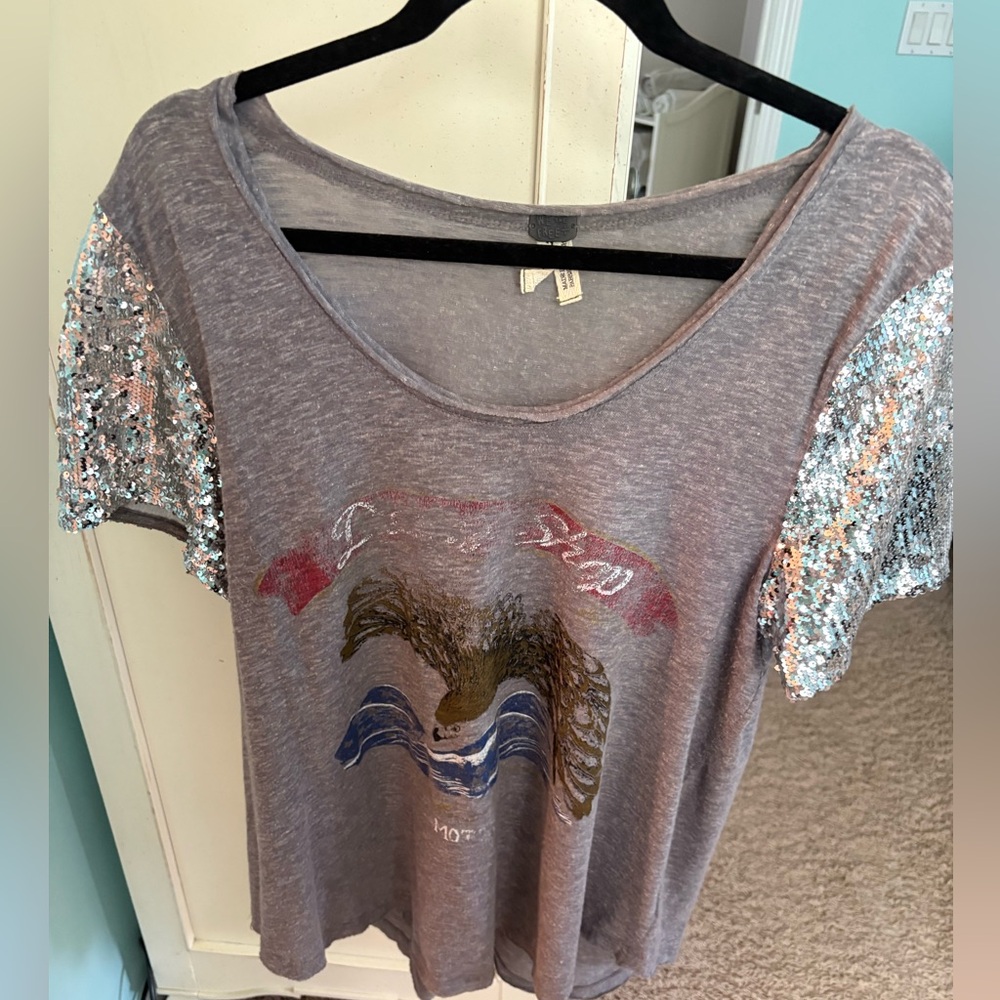 We The Free Gray Sequin Sleeve Tee